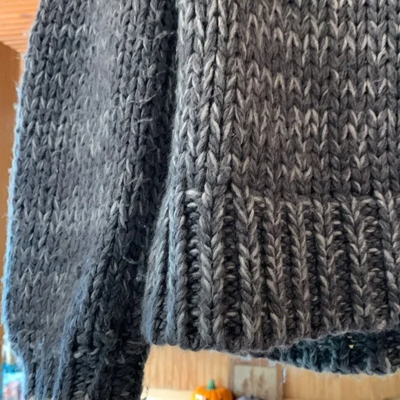 Women's Free People Prancer Dancer Reindeer Wool Knit Pullover Gray Sweater M - Picture 8 of 10